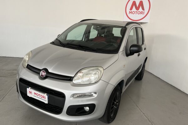 FIAT PANDA 0.9 METANO anno 2012 – OK NEOPATENTATI – 1