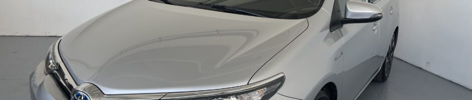 Toyota Auris Touring Sports 1.8 Lounge cvt – Tagliandi ufficiali Toyota – Unico proprietario – Ok neopatentati